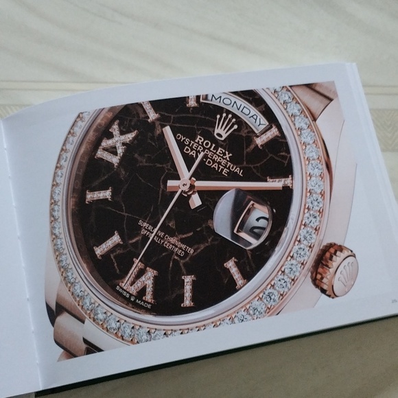 Rolex Book - Picture 5 of 5